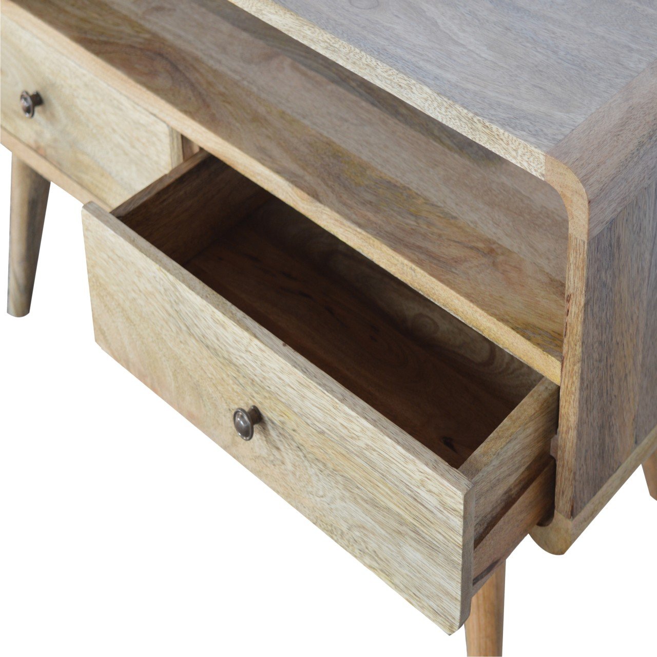 Curved Media Unit